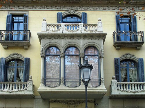 Barcelona Audio guide: Explore Casa Mulleras