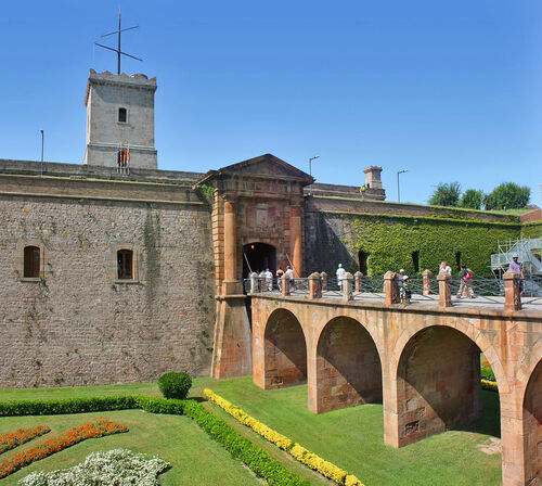 Barcelona Audio guide: Explore Castillo de Montjuic