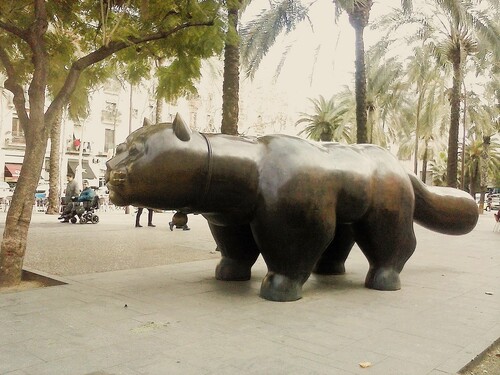 Barcelona Audio guide: Explore El gato de Botero