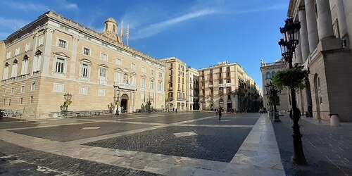 Audioguida di Barcellona: esplora Plaça Sant Jaume