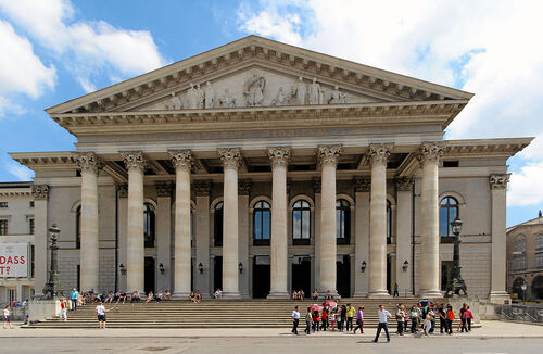 Munich Audio guide: Explore National Theatre