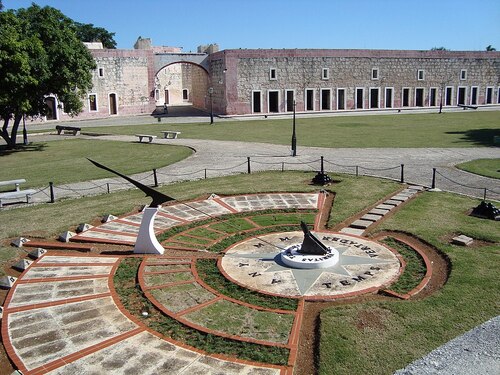 Havana Audio guide: Explore Fortaleza de San Carlos de la Cabaña