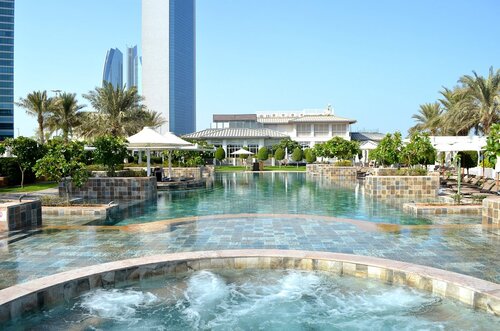 Abu Dhabi Audio guide: Explore Nation Riviera Beach Club