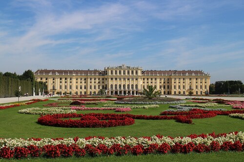 Vienna Audio guide: Explore Schönbrunn Palace