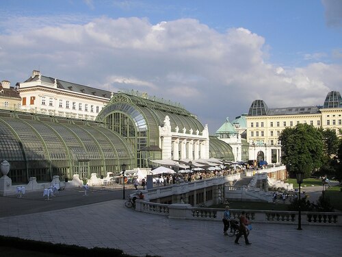 Vienna Audio guide: Explore Burggarten