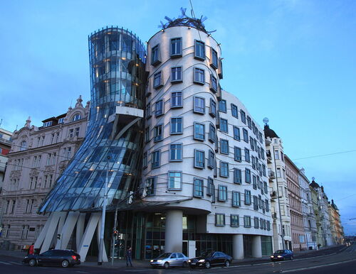 Prague Audio guide: Explore Dancing House