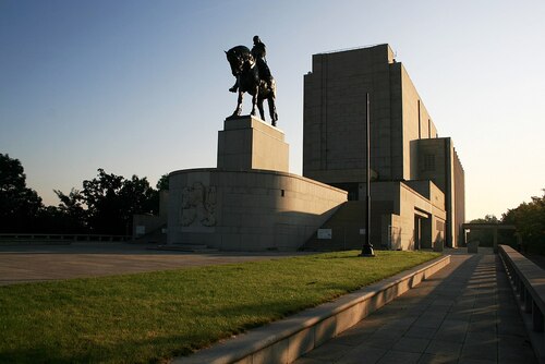 Prague Audio guide: Explore National Memorial on Vítkov Hill