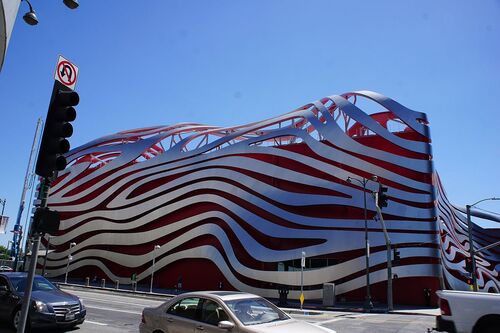 Audioguida di Los Angeles: esplora il Petersen Automotive Museum