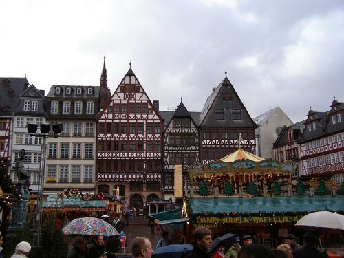 Frankfurt Audio guide: Explore Römerberg Christmas Market