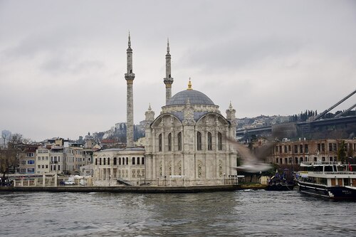 Istanbul Audio guide: Explore Grand Mecidiye Mosque (Ortaköy Mosque)