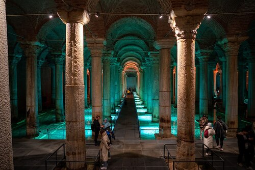 Istanbul Audio guide: Explore Basilica Cistern