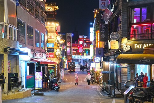 Seoul Audio guide: Explore Itaewon