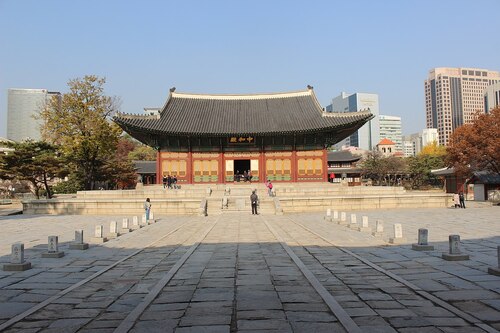 Seoul Audio guide: Explore Deoksugung Palace