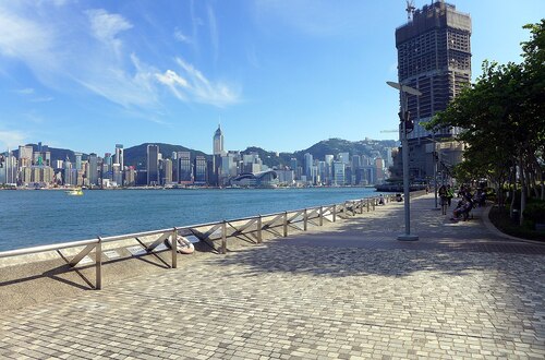 Hong Kong Audio guide: Explore Tsim Sha Tsui Promenade