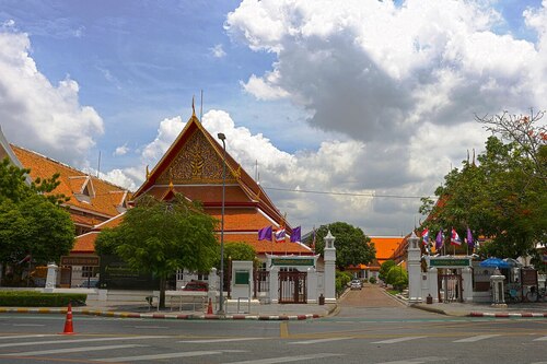 Bangkok Audio guide: Explore Bangkok National Museum