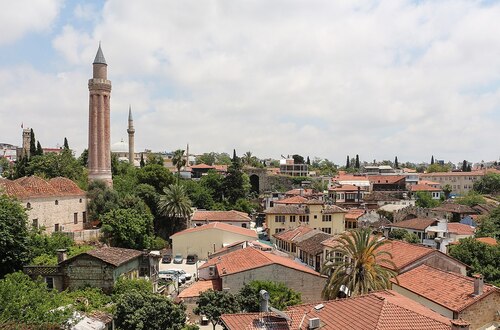 Audioguida di Antalya: esplora Yivli Minare (minareto scanalato)