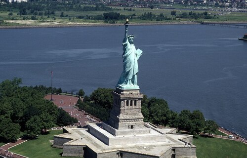 New York Audio guide: Explore Statue of Liberty