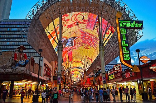 Las Vegas Audio guide: Explore Fremont Street Experience