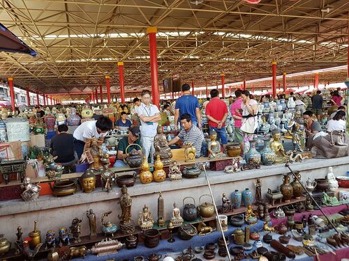 Beijing Audio guide: Explore Panjiayuan Antique Market