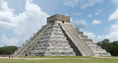 Cancun Audio guide: Explore Chichen Itza