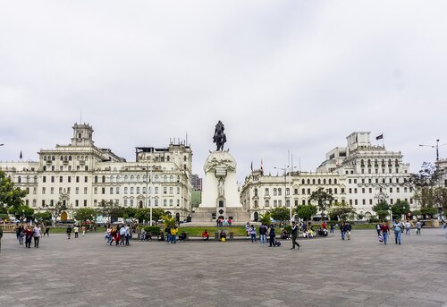 Lima Audio guide: Explore Plaza San Martin