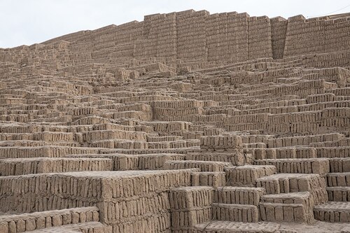 Lima Audio guide: Explore Huaca Pucllana