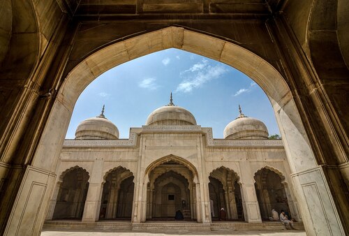 Agra Audio guide: Explore Moti Masjid