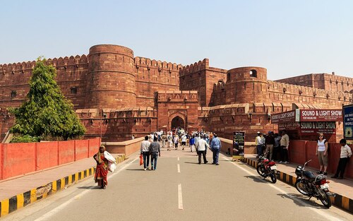 Agra Audio guide: Explore Agra Fort