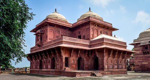 Agra Audio guide: Explore Birbal's House