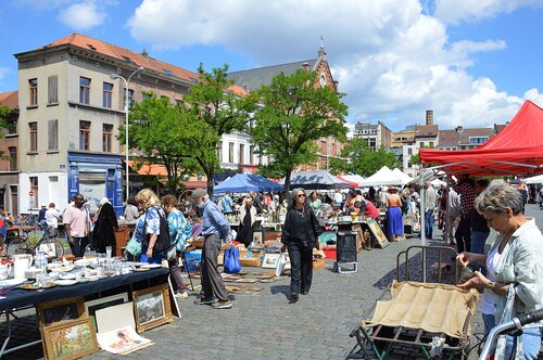 Audioguía de Bruselas: explora la Place du Jeu de Balle (mercado de pulgas)