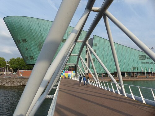 Amsterdam Audio guide: Explore NEMO Science Museum