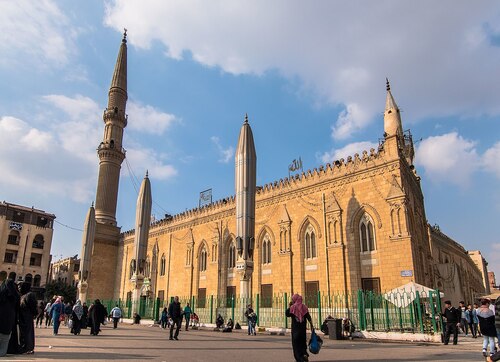 Cairo Audio guide: Explore Al-Hussein Mosque