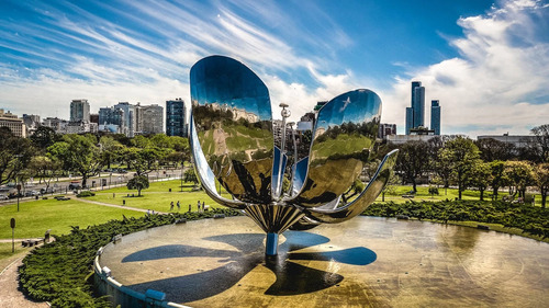 Buenos Aires Audio guide: Explore Floralis Genérica