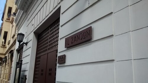 Buenos Aires Audio guide: Explore El Zanjón de Granados