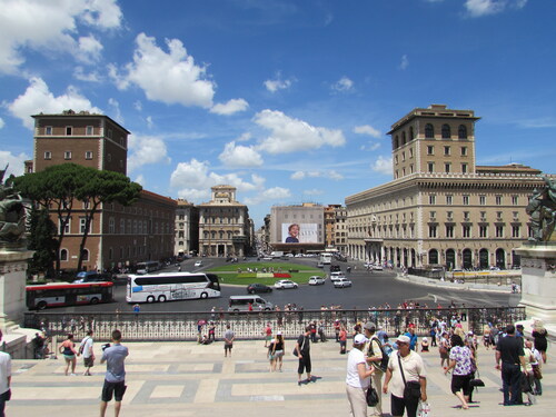 Rome Audio guide: Explore Piazza Venezia