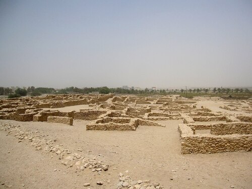 Manama Audio guide: Explore Saar Archaeological Site