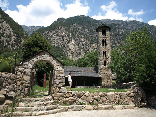 Guia de áudio de Andorra la Vella: explore a Igreja de Santa Coloma