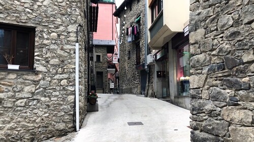 Guia de áudio de Andorra la Vella: explore a cidade velha (Barri Antic)