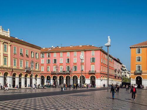 Bom guia de áudio: explore a Place Masséna