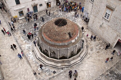 Guia de áudio de Dubrovnik: explore a fonte de Onofrio