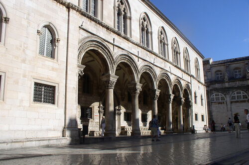 Dubrovnik Audio guide: Explore Rector’s Palace