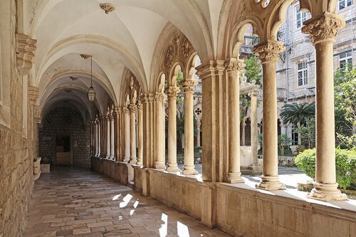 Dubrovnik Audio guide: Explore Dominican Monastery