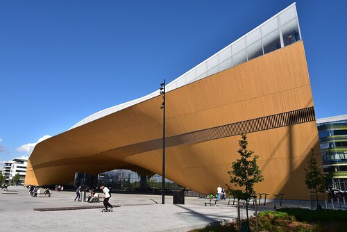 Audioguía de Helsinki: Explora la Biblioteca Central de Helsinki Oodi