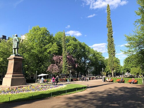 Guia de áudio de Helsinque: explore o Parque Esplanadi