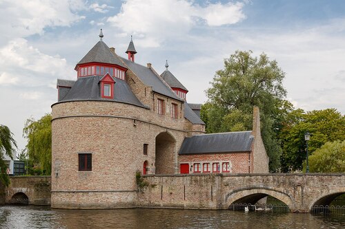 Bruges Audio guide: Explore Ezelpoort