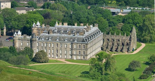 Edinburgh Audio guide: Explore Holyrood Palace