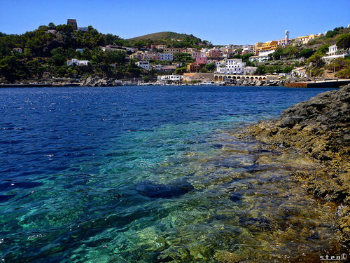 Audioguida Palermo: Esplora l'Isola di Ustica (gita di un giorno)