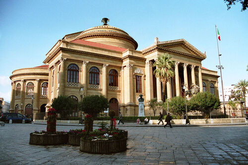 Audioguida Palermo: Esplora il Teatro Massimo