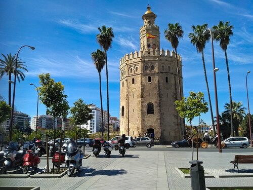 Seville Audio guide: Explore Torre del Oro