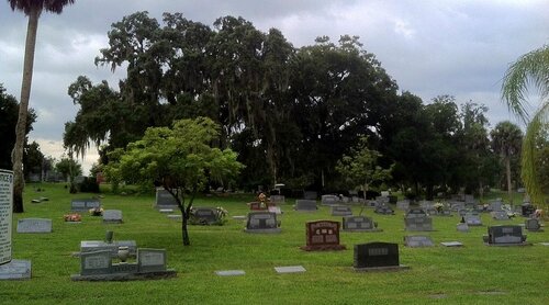 Guia de áudio de Orlando: explore o passeio histórico a pé pelo cemitério de Greenwood